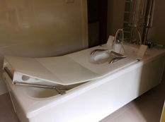 Izdeliya dlya oroshenij v vannakh Unbescheiden Baden Baden 1