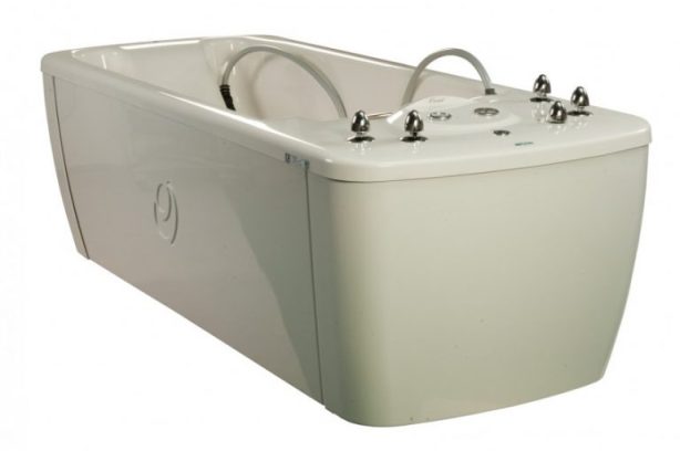 Gidromassazhnaya-vanna-17-768x510